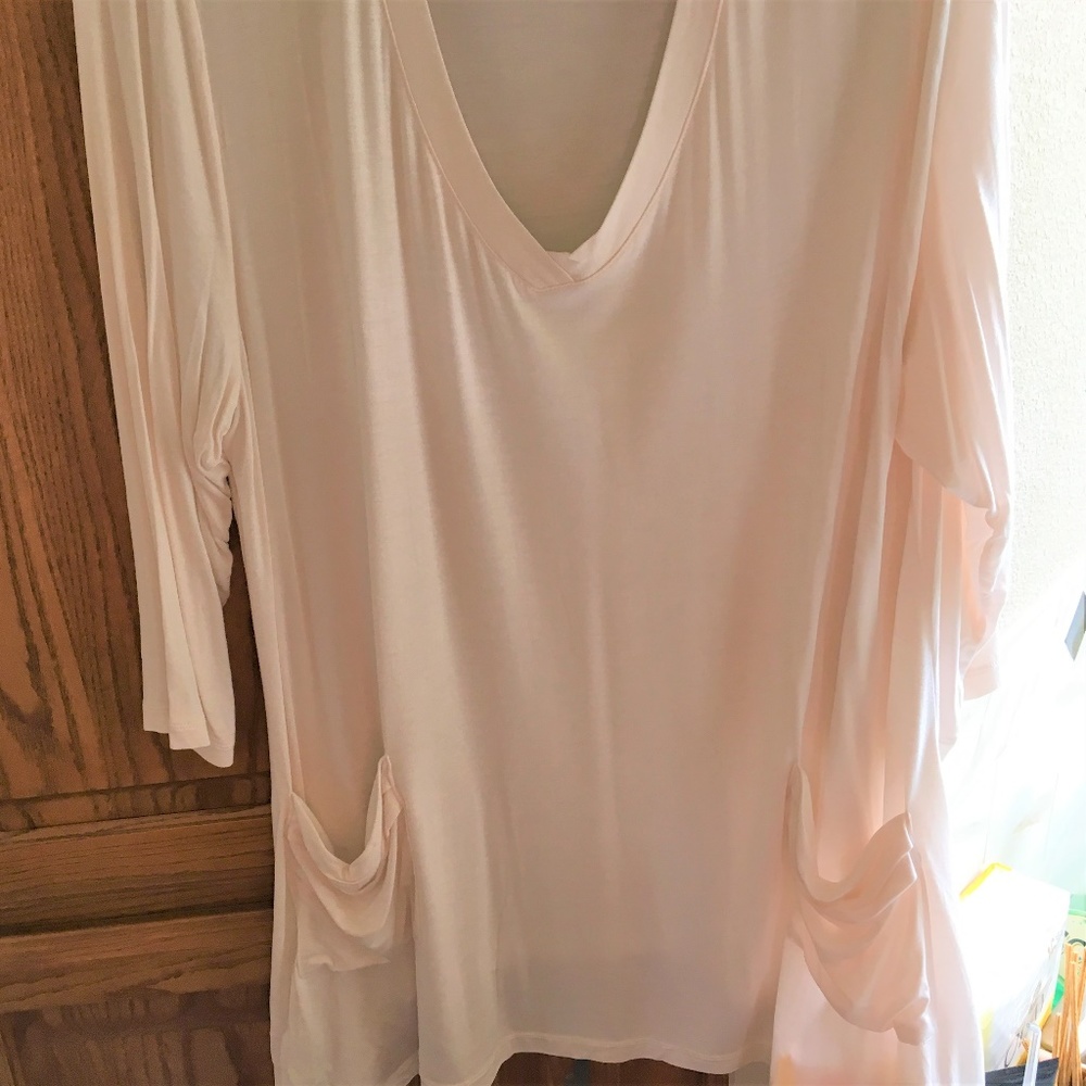 Lori Goldstein Tunic Top